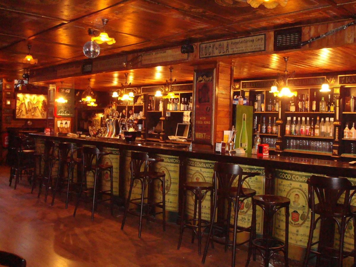 Hostal Restaurante Baraka Alagón Zewnętrze zdjęcie
